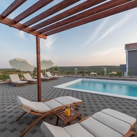 Villa In Croatia Near Adriatic Coast Sukošan